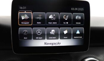 MERCEDES-BENZ Classe A 180 D AMG LINE completo