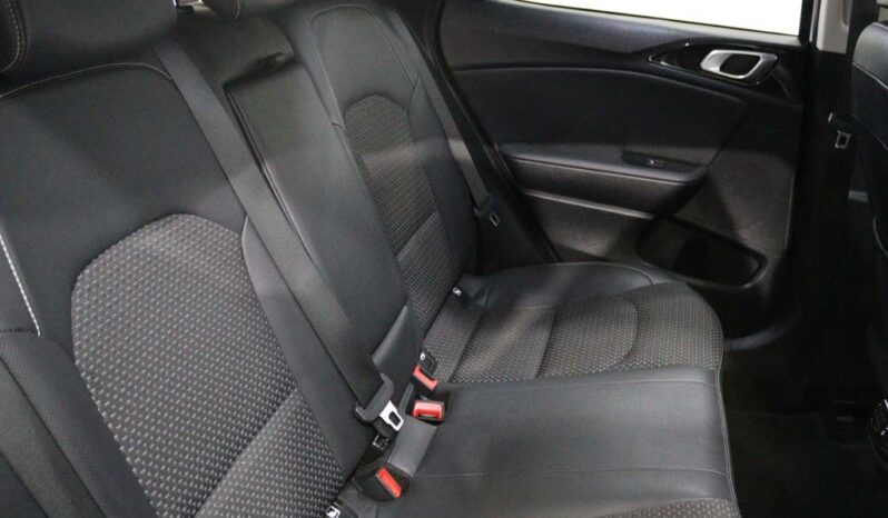 KIA XCeed 1.0 T-GDI TECH completo