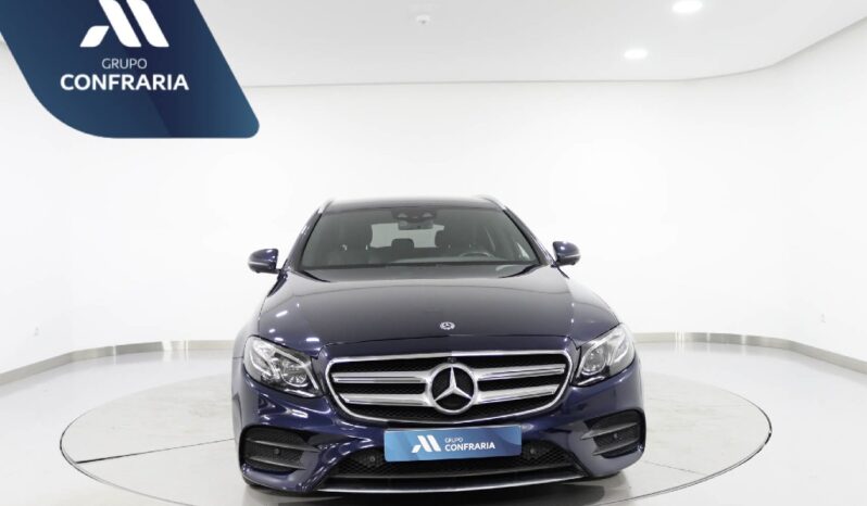 MERCEDES-BENZ Classe E Station 300 D AMG 7L completo