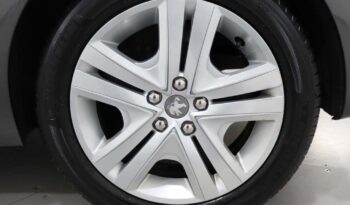 PEUGEOT 208 1.2 PURETECH STYLE completo