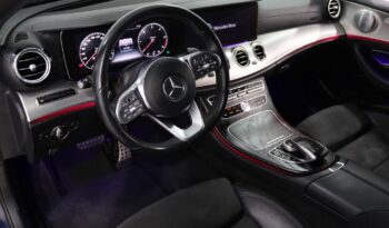 MERCEDES-BENZ Classe E Station 300 D AMG 7L completo