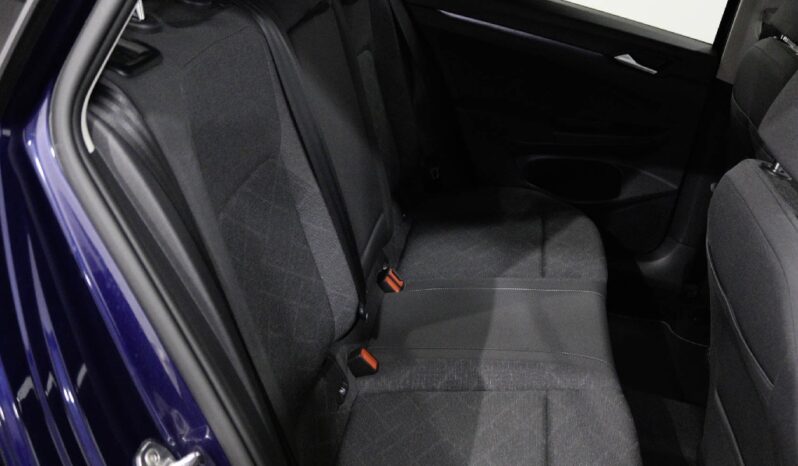 VOLKSWAGEN Golf VIII Variant 2.0 TDI LIFE completo