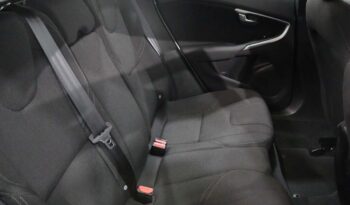 VOLVO V40 2.0 D2 KINETIC ECO completo