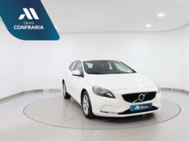 VOLVO V40 2.0 D2 KINETIC ECO