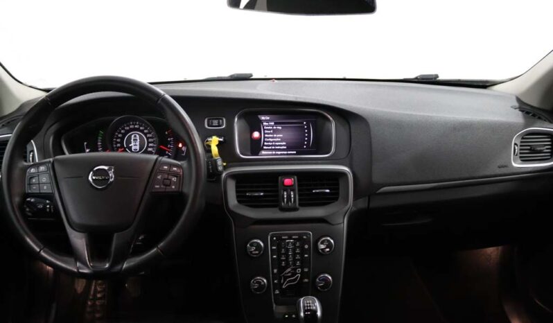 VOLVO V40 2.0 D2 KINETIC ECO completo
