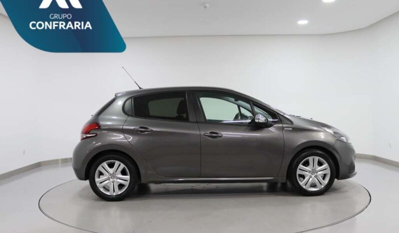 PEUGEOT 208 1.2 PURETECH STYLE completo