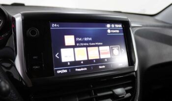 PEUGEOT 208 1.2 PURETECH SIGNATURE completo