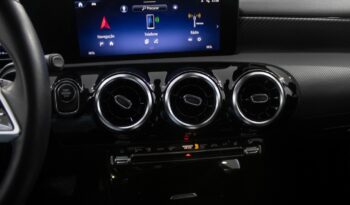 MERCEDES-BENZ Classe A A 250 e completo