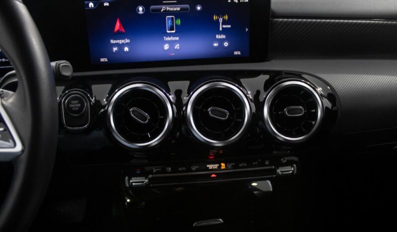 MERCEDES-BENZ Classe A A 250 e completo