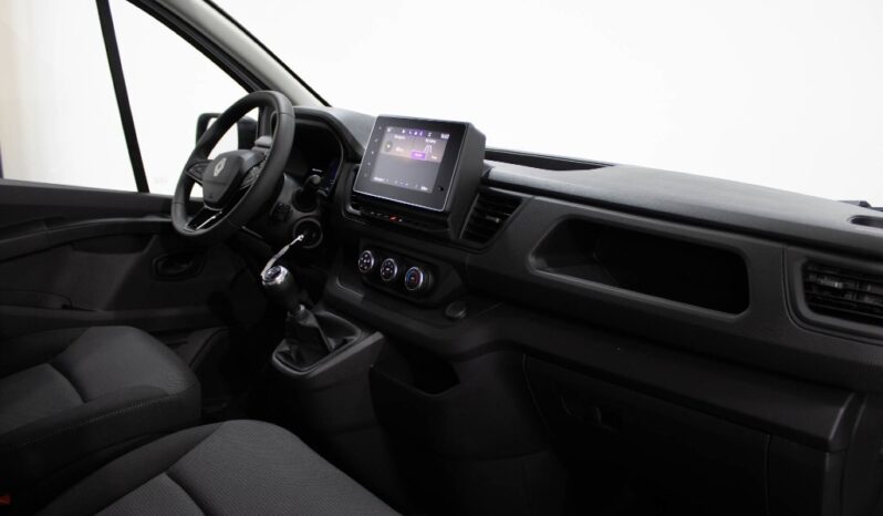 RENAULT Trafic III Fase III 2.0 BLUE DCI L1H1 ADVANCE completo