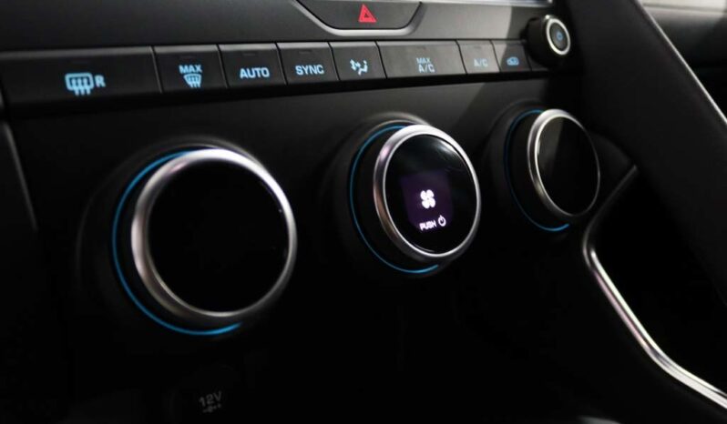 JAGUAR E-Pace 2.0 I4D completo