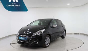 PEUGEOT 208 1.2 PURETECH SIGNATURE completo