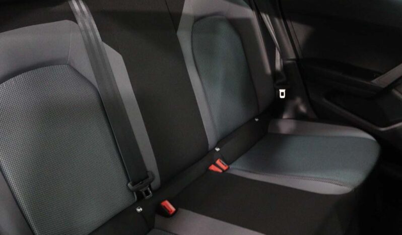 SEAT Arona 1.6 TDI STYLE completo