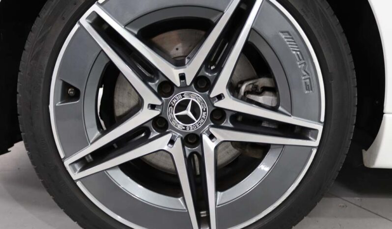 MERCEDES-BENZ Classe C 300 D AMG LINE completo