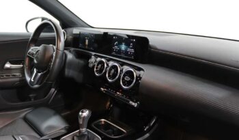 MERCEDES-BENZ Classe A 180 D STYLE completo