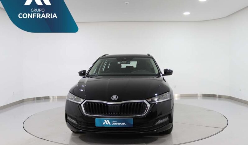 SKODA Octavia Break 2.0 TDI completo