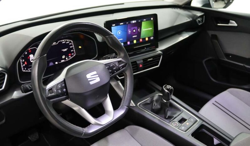 SEAT Leon Sportstourer 2.0 TDI STYLE completo