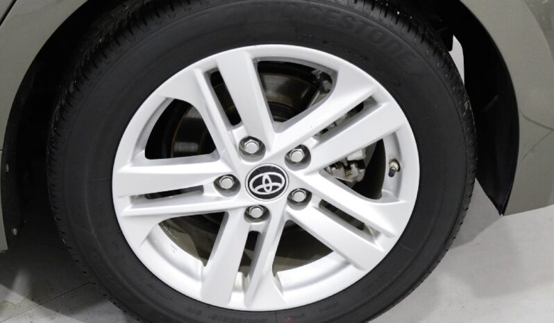 TOYOTA Corolla Hatchback 1.8 HYBRID COMFORT completo