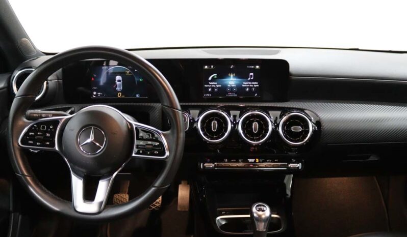MERCEDES-BENZ Classe A 180 D STYLE completo