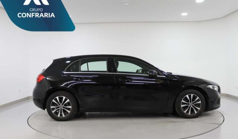 MERCEDES-BENZ Classe A 180 D STYLE completo