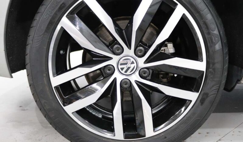 VOLKSWAGEN Golf VII Variant 2.0 TDI CONFORTLINE completo