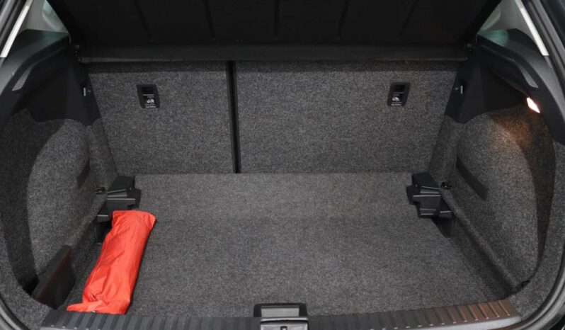 SEAT Arona 1.6 TDI STYLE completo