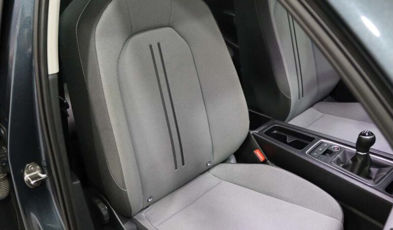 SEAT Leon Sportstourer 1.0 TSI STYLE completo