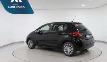 PEUGEOT 208 1.2 PURETECH SIGNATURE completo