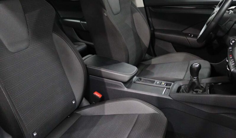 SKODA Octavia Break 2.0 TDI completo