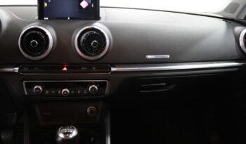 AUDI A3 Limousine 1.6 TDI SPORT completo