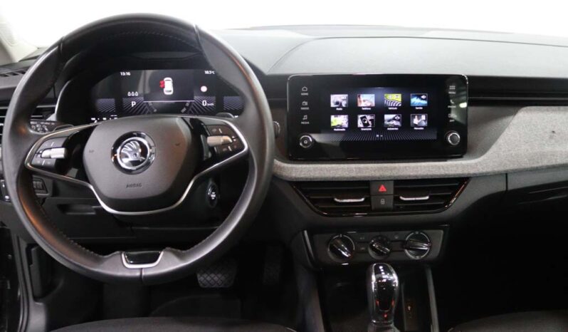SKODA Kamiq 1.0 TSI DSG completo
