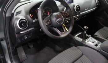 AUDI A3 Limousine 1.6 TDI SPORT completo