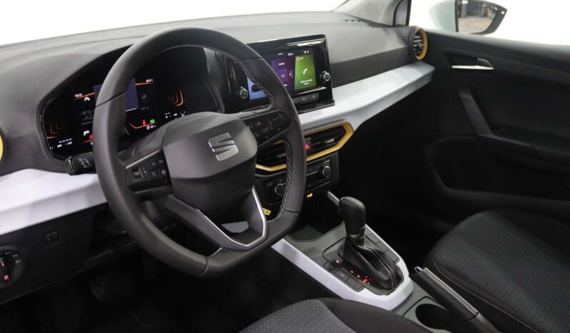 SEAT Arona 1.0 TSI STYLE DSG completo