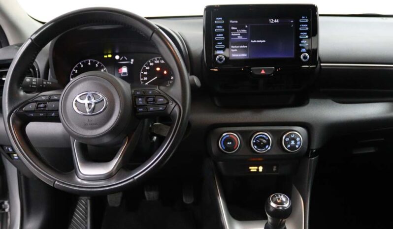 TOYOTA Yaris 1.0 VVT-I COMFORT completo