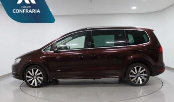 VOLKSWAGEN Sharan 2.0 TDI BLUE CONF.DSG completo