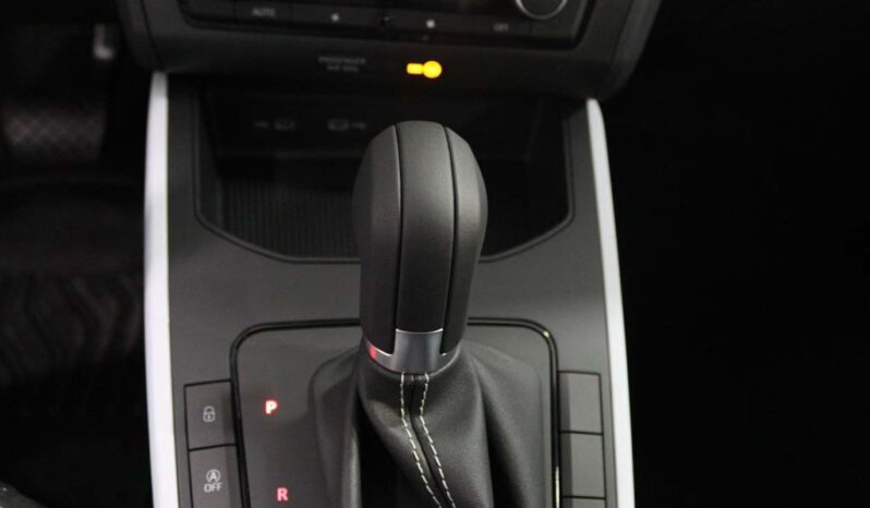 SEAT Arona 1.0 TSI STYLE DSG completo