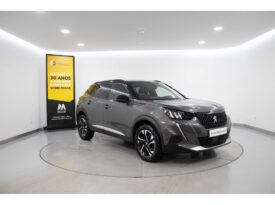 PEUGEOT 2008 1.2 PURETECH GT