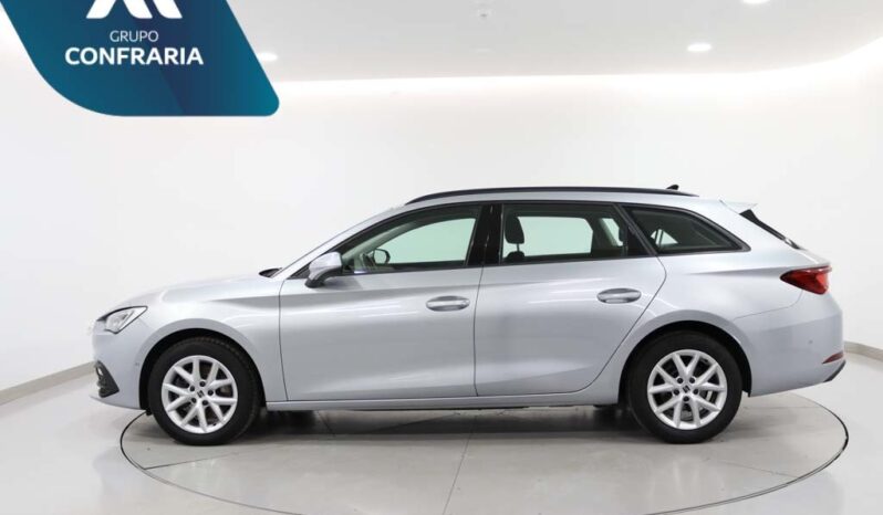 SEAT Leon Sportstourer 2.0 TDI STYLE completo