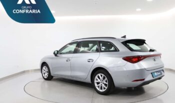 SEAT Leon Sportstourer 2.0 TDI STYLE completo