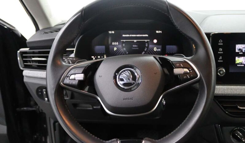 SKODA Kamiq 1.0 TSI DSG completo
