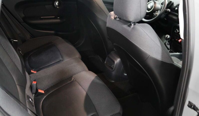 MINI Mini Clubman ONE D completo