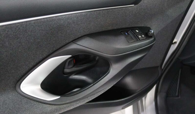 TOYOTA Yaris 1.0 VVT-I COMFORT completo