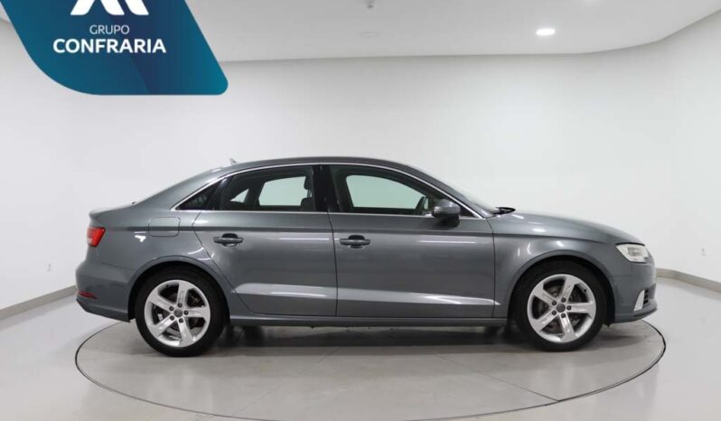 AUDI A3 Limousine 1.6 TDI SPORT completo