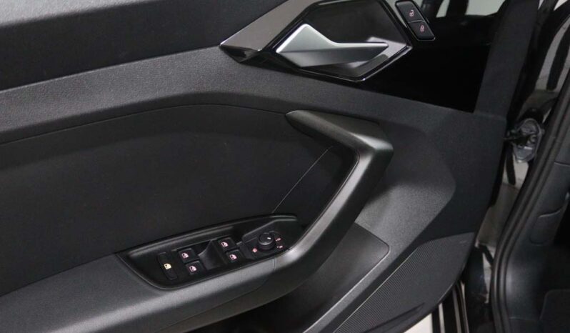 AUDI A1 Sportback 25 TFSI ADVANCED completo