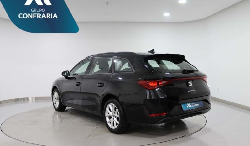 SEAT Leon Sportstourer 2.0 TDI STYLE DSG completo