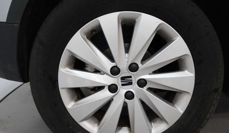 SEAT Arona 1.0 TSI STYLE DSG completo