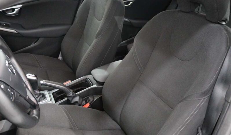 VOLVO V40 Cross Country 2.0 D2 KINETIC completo