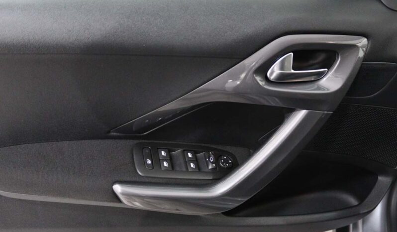 PEUGEOT 2008 1.2 PURETECH STYLE completo
