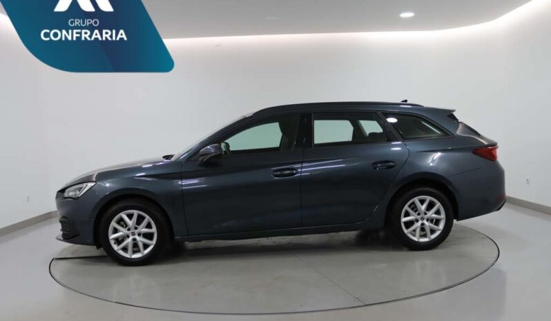 SEAT Leon Sportstourer 1.0 TSI STYLE completo