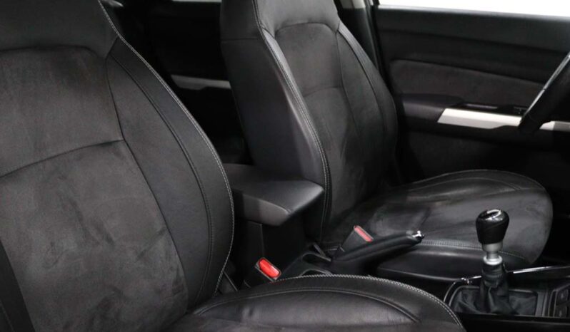 SUZUKI Vitara 1.6 VVT GLX completo